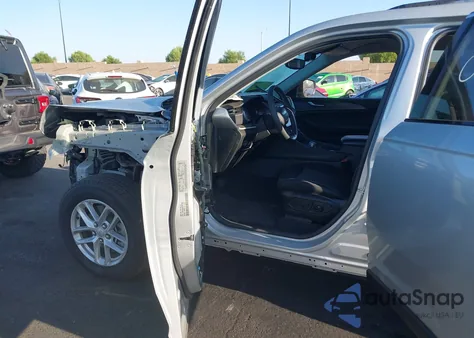 2023 Jeep Grand Cherokee L Laredo 4X2 from USA, damaged, VIN 1C4RJJAG5P8912043